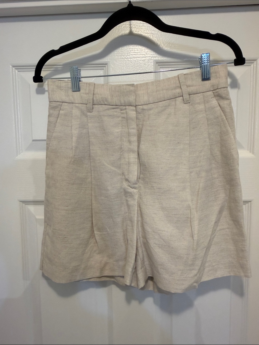 Wilfred Cream High-Waist Linen Tailored Shorts (Worn Once)